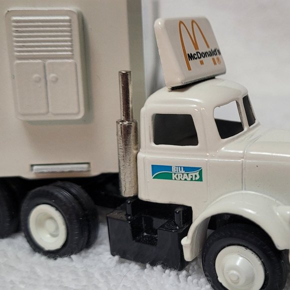 McDonald's Vintage Diecast Model Truck - Picture 8 of 14